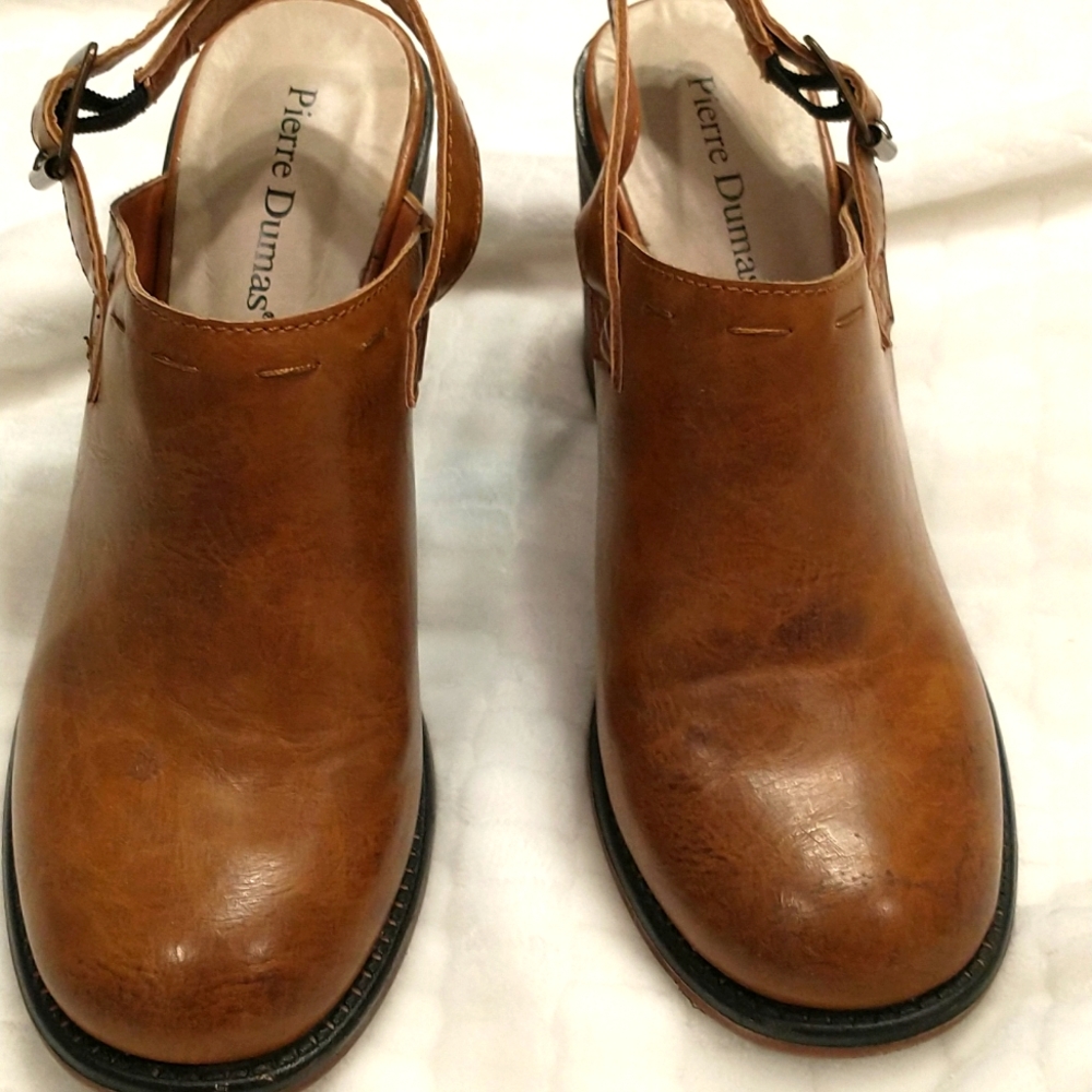 Women's shoes